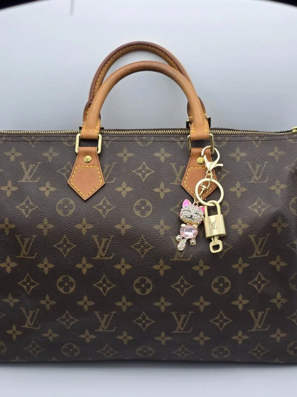 Authentic LV Gold Padlock & Key Set ✨Luxury Bag Charm w/ Unbranded Cat Keychain